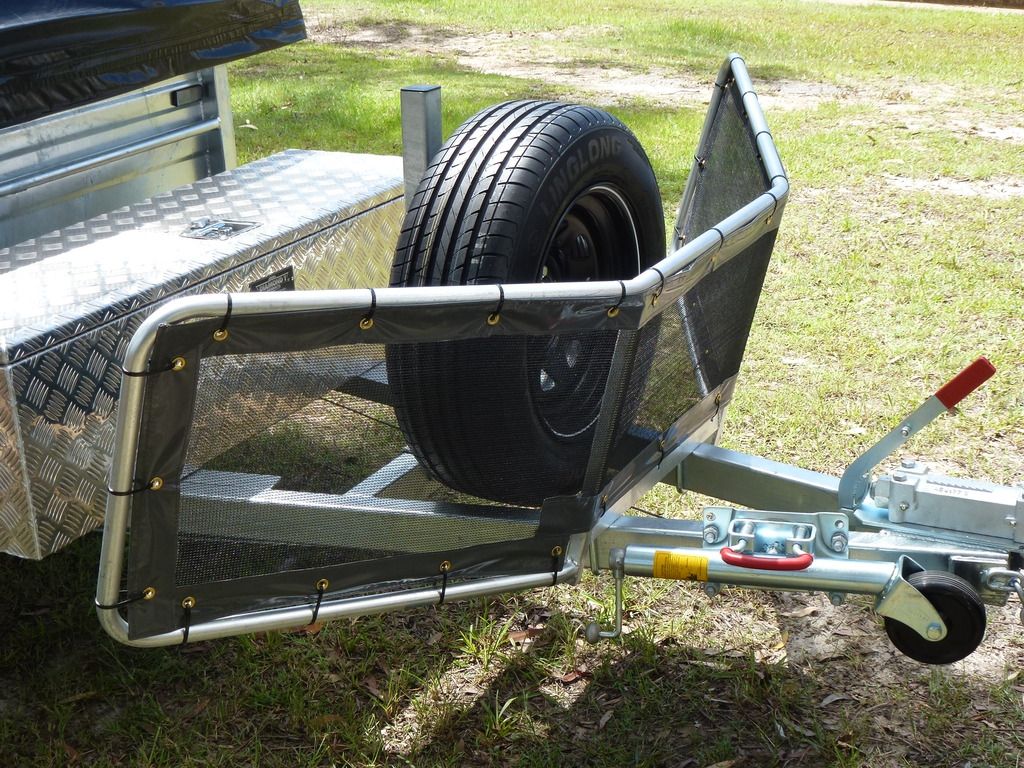 Tonguemounted stone guards... Expedition Portal